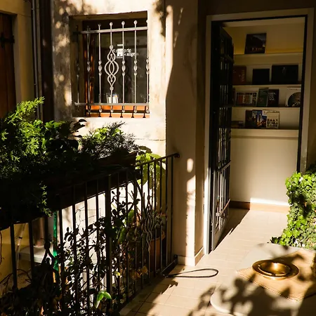 Residenza Roccaforte Scaligera לינה וארוחת בוקר ורונה