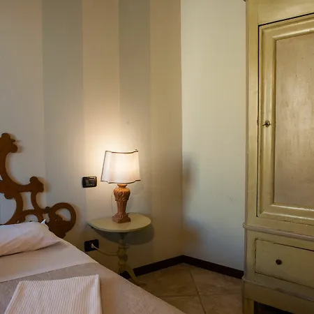 לינה וארוחת בוקר Residenza Roccaforte Scaligera
