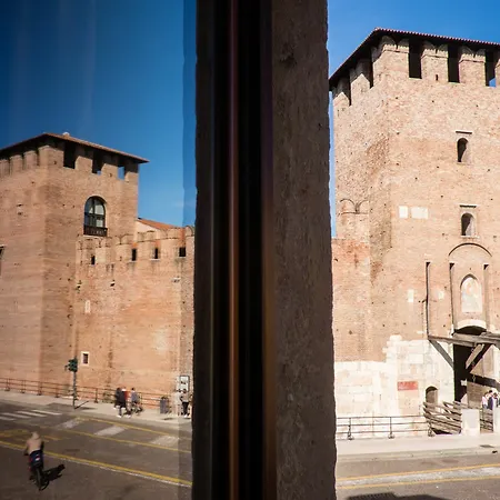 فندق مبيت وإفطار Residenza Roccaforte Scaligera