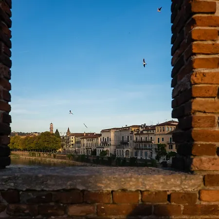 Residenza Roccaforte Scaligera فندق مبيت وإفطار