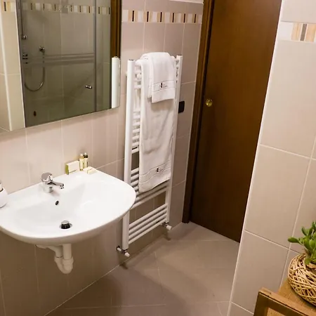 Residenza Roccaforte Scaligera فندق مبيت وإفطار 4*