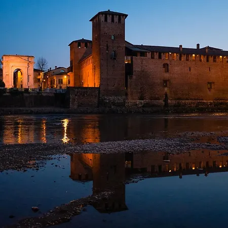 Residenza Roccaforte Scaligera Panzió Verona