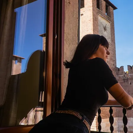 Residenza Roccaforte Scaligera Bed & Breakfast 4*