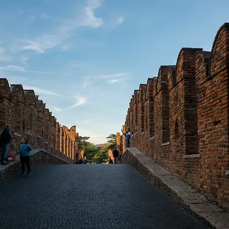 Residenza Roccaforte Scaligera Отель типа 